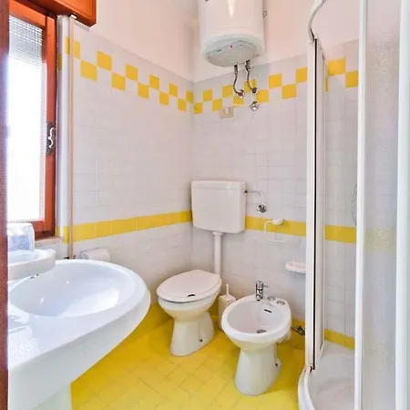 Apartment In 24391 *