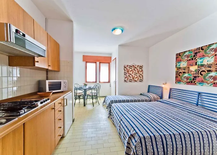 In 24391 * Μπιμπιόνε